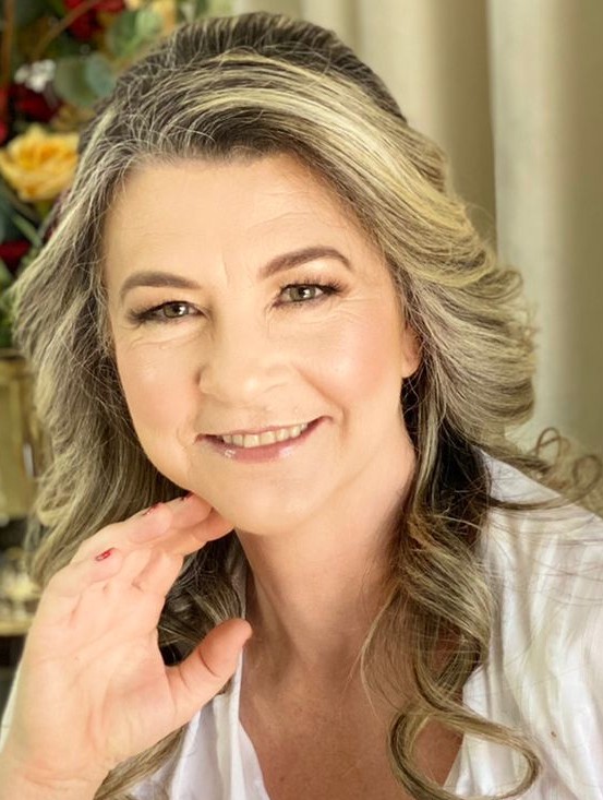 No momento, você está visualizando Tânia Miras